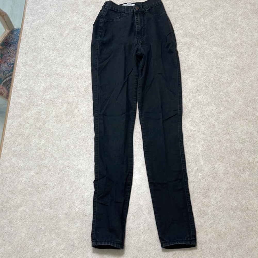 Vibrant Black High-Rise Slim Jeans